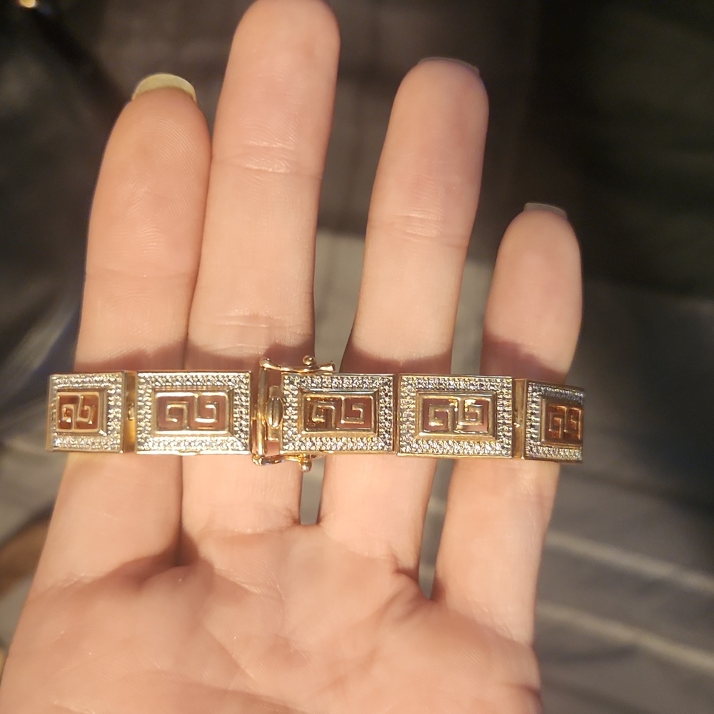 Gold and sparkle bracelet